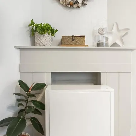 Apartment Sub In *